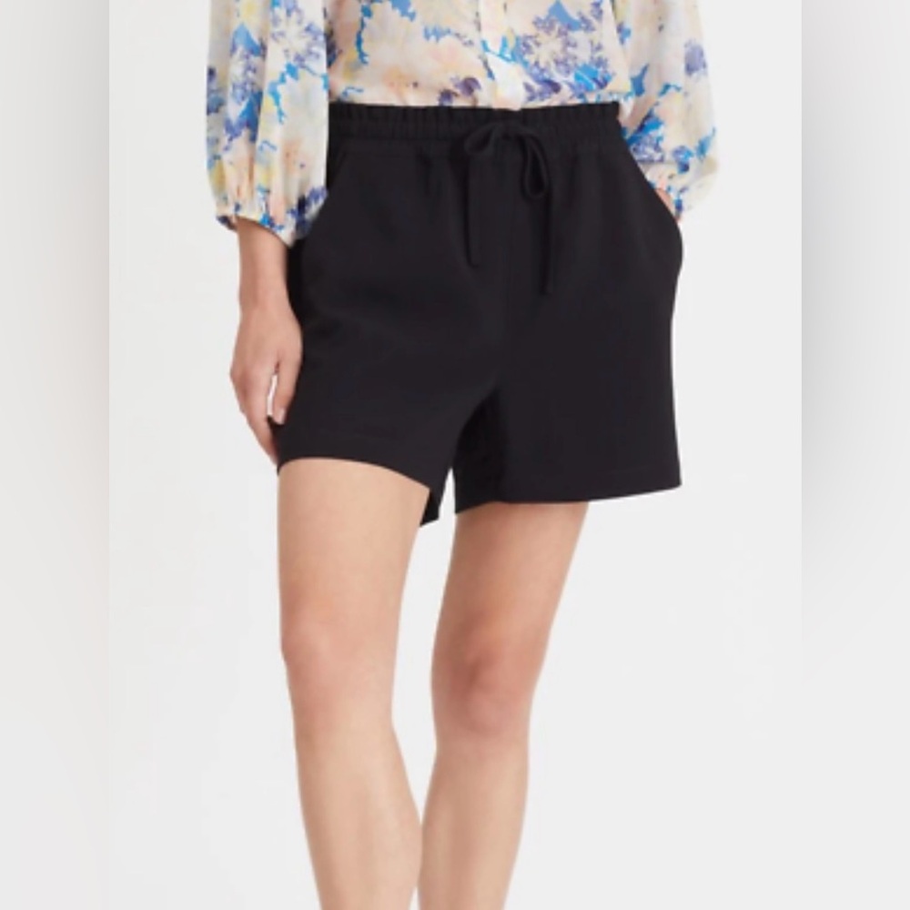 Sanctuary Paperbag Black Shorts Women's Size Medium Elastic Waist Pristine!